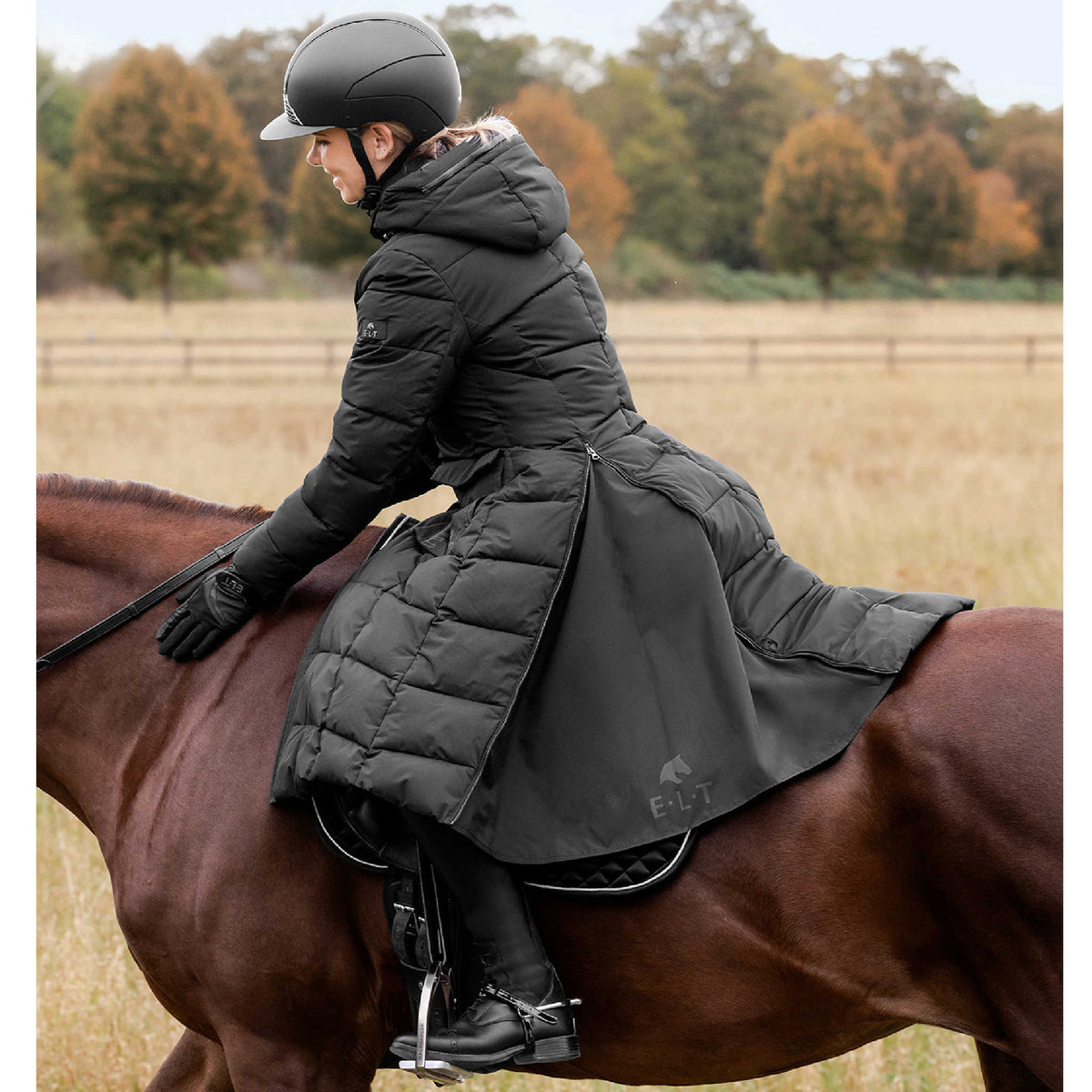 Ridkappa Saphira, vadderad, ny förbättrad modell