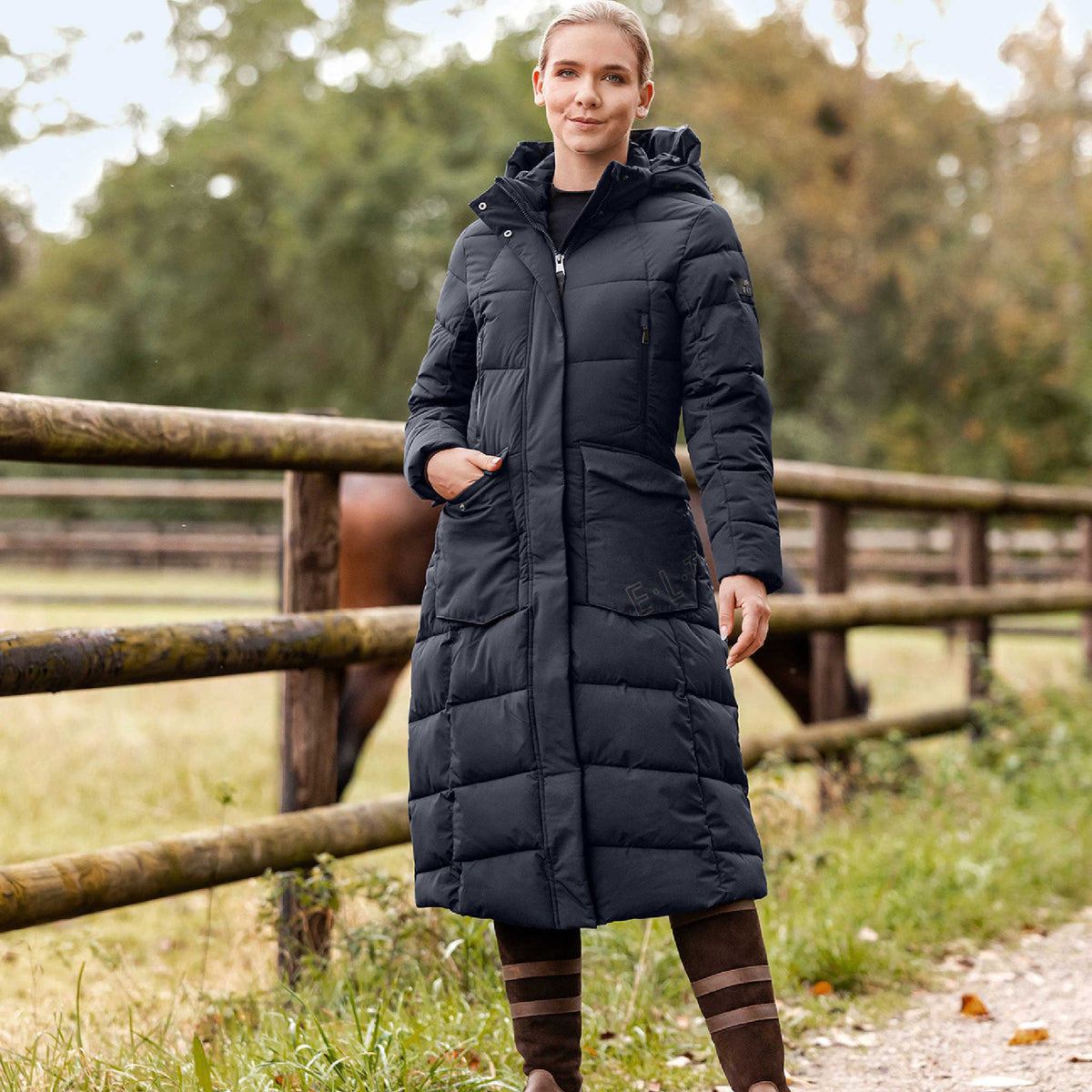 Ridkappa Saphira, vadderad, ny förbättrad modell