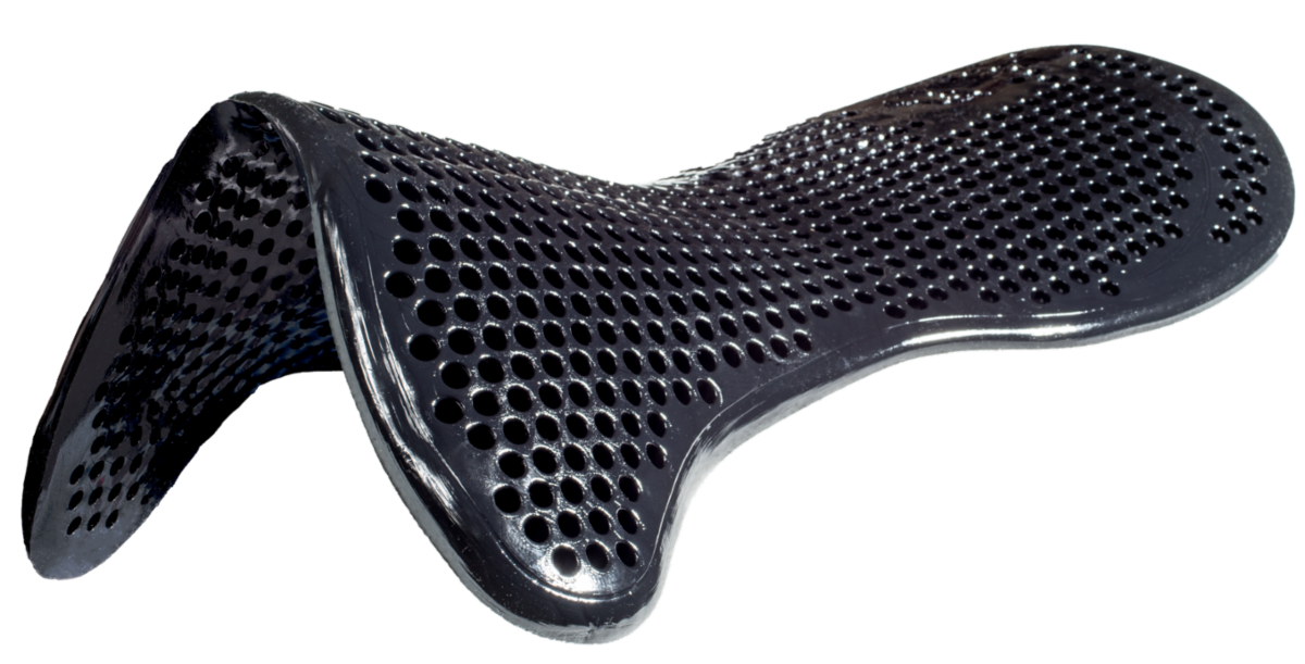 Gelpad anatomiskt utformad med frontriser, i termoplastiskt gummi - Tölta.se